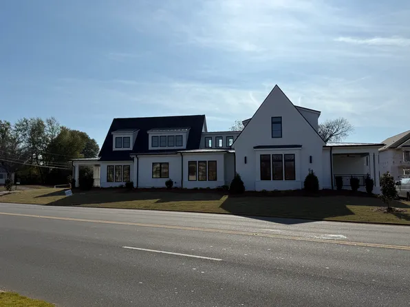 15 Hackberry Cir #B, Tuscaloosa, AL 35401