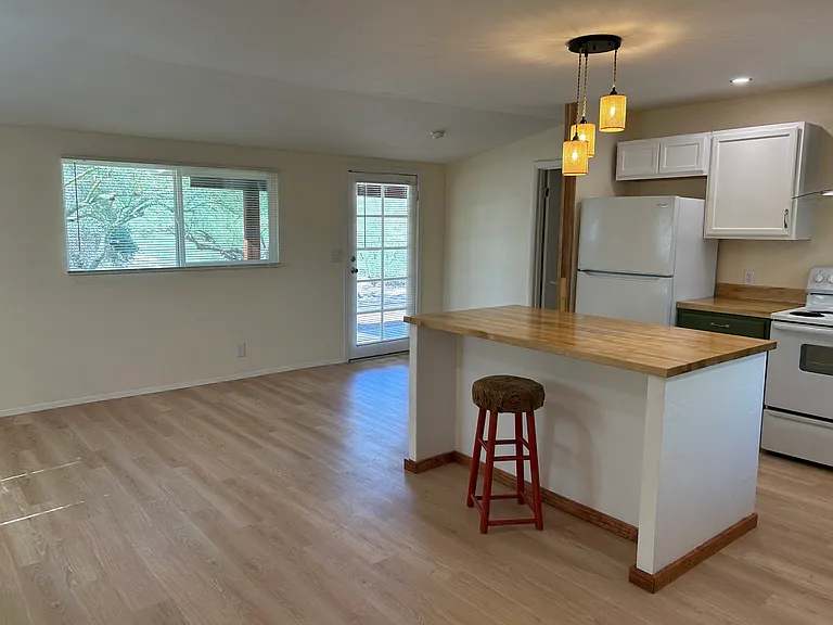 38025 N Vermeersch Rd — Photo 3