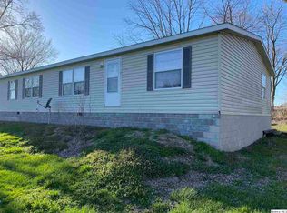 304 E Green St, Clayton, IL