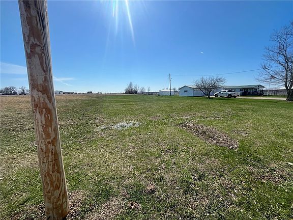 5th image of Myrtle St