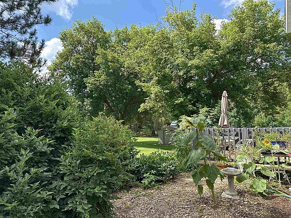2nd image of 211330 FERTILLIA DRIVE