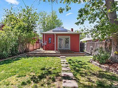 1386 Perry St — Photo 5