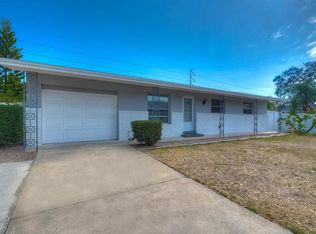 1494 Canterbury Dr, Clearwater, FL 33756