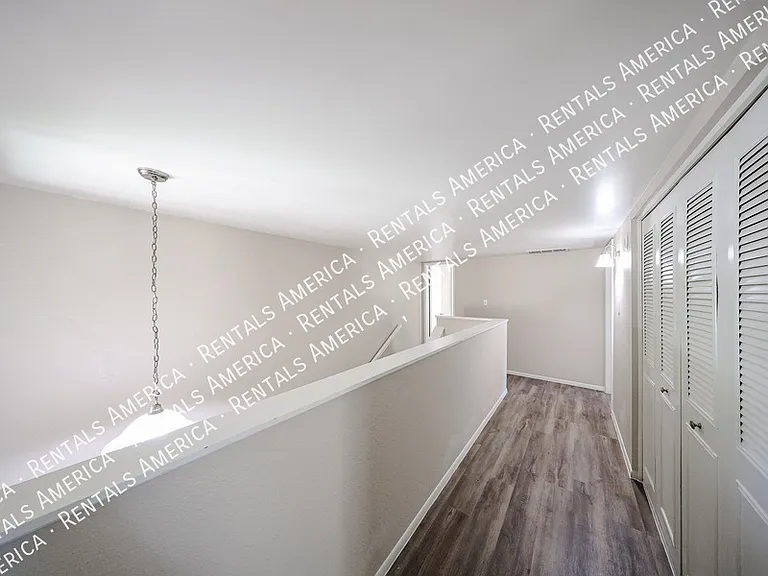 4555 W Continental Dr — Photo 24