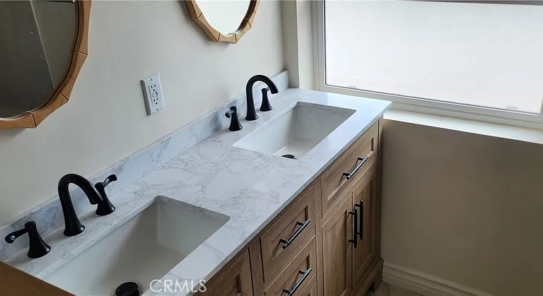 5448 W 57th St — Photo 28