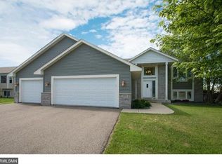 1808 11th St NE, Buffalo, MN 55313