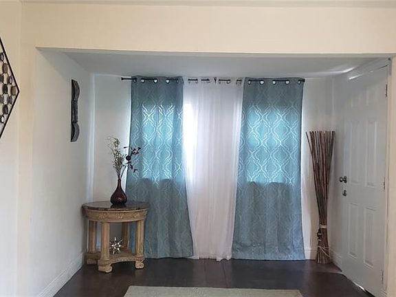 5th image of 1019 Willow Ave