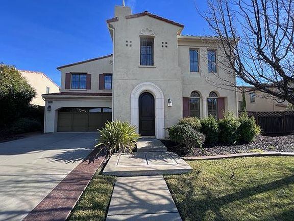 2nd image of 3057 Pebble Beach Cir