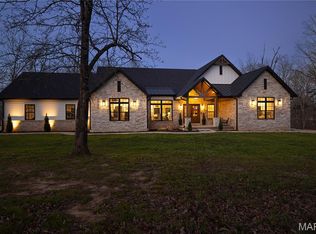 437 Ridgeview Ln, Poplar Bluff, MO 63901