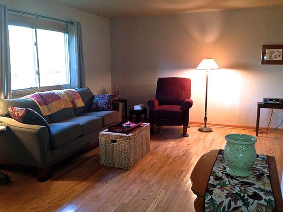 5th image of 2113 Sunnydale St