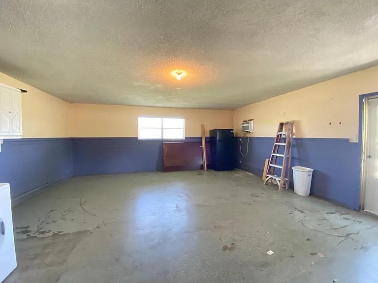 536 W Yoakum Ave — Photo 22