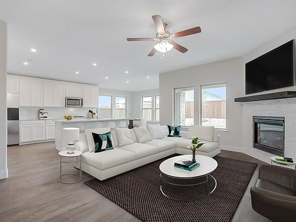 2nd image of 126 Nix Dr