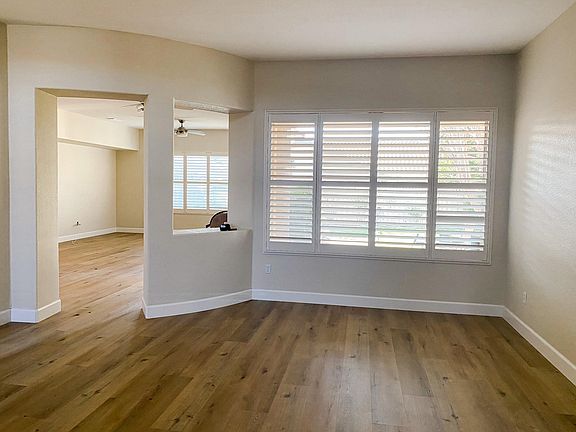 2nd image of 795 Yosemite Ct