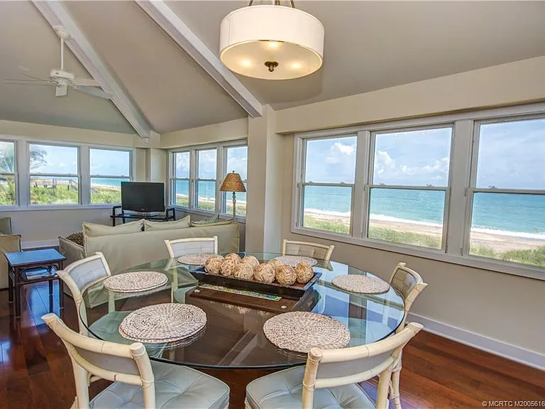 1871 NE Ocean Blvd #UPPER GUEST HOUSE — Photo 9