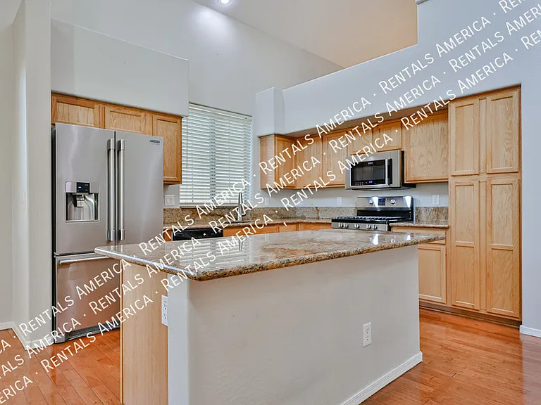 9710 S 45th Ave — Photo 11