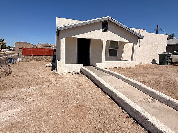 2nd image of 865 S 12th Ave