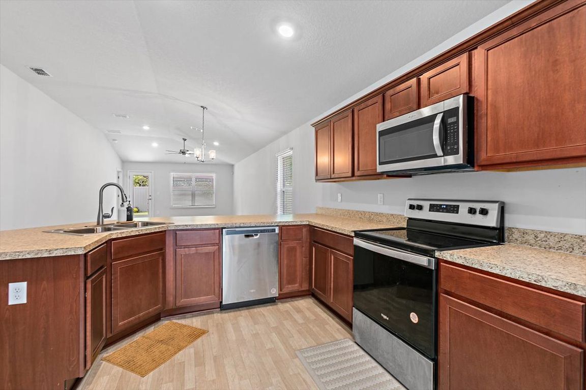 next background image