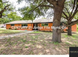 600 Hurstview Dr, Hurst, TX 76053