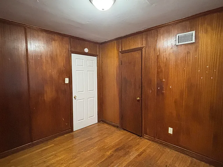 4243 Vann Ave — Photo 14