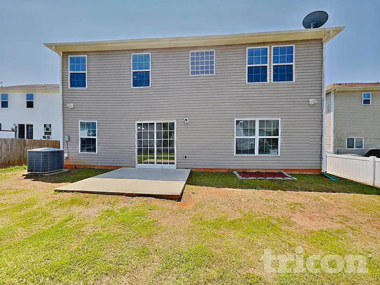 514 Kerriann Ln — Photo 24
