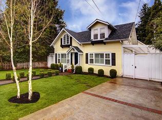 109 Elkay Dr, Eugene, OR 97404