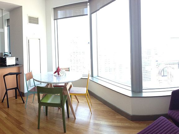3rd image of 8 Spruce St APT 9J