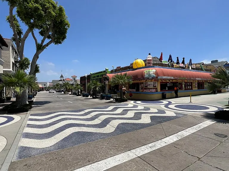 1505 E Balboa Blvd #B — Photo 21