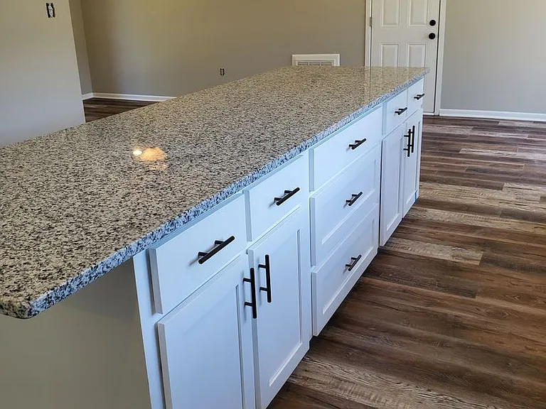 103 Greene Dr — Photo 8