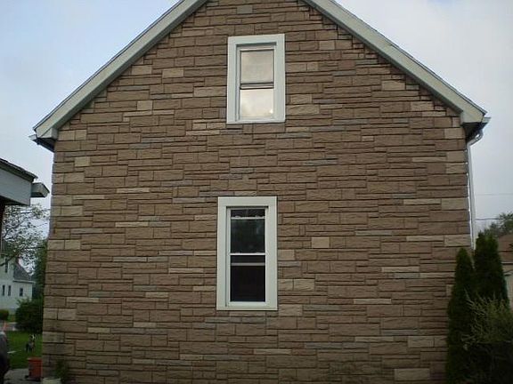 2nd image of 51 Pleasant Pkwy