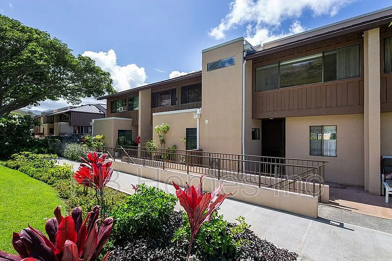 2 bed, 2.5 bath, 1532 sqft, $5,400 — Photo 1
