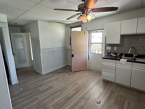 5th image of 5324 Hamilton Ave
