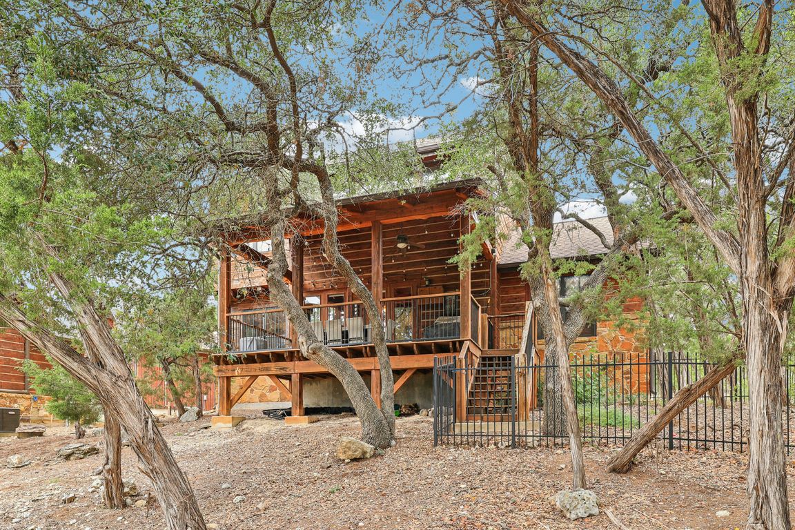 Trident Ln-S2111-044.jpg