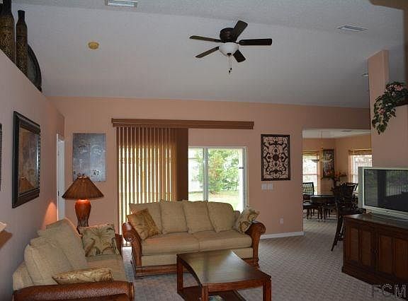 2nd image of 10 Red Birch Ln