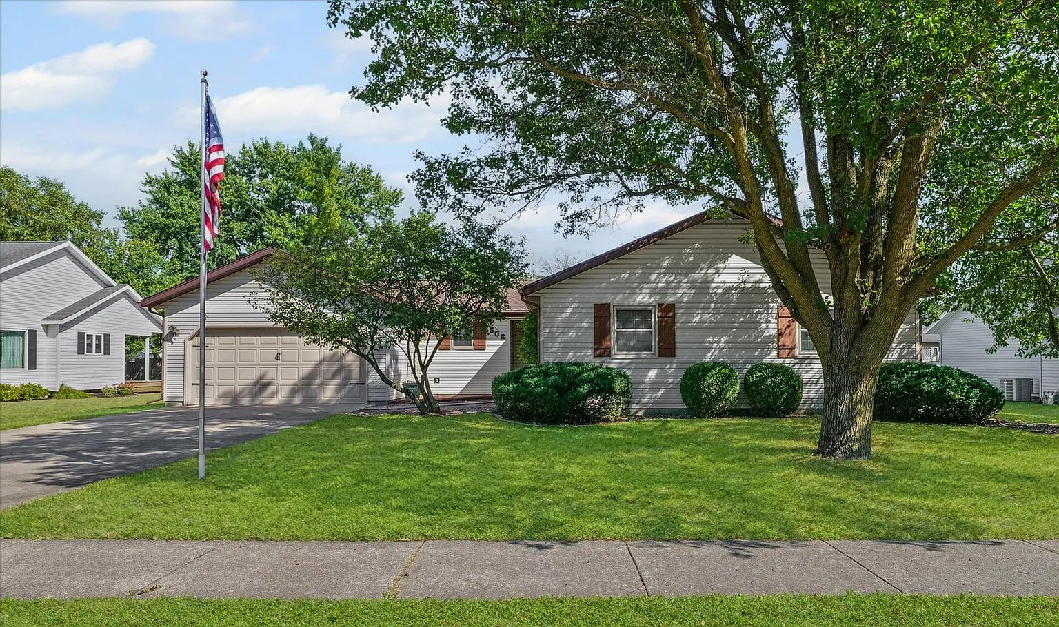 506 Crestwood Dr photo 1