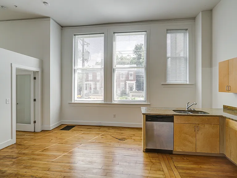 141 E Wythe St — Photo 23