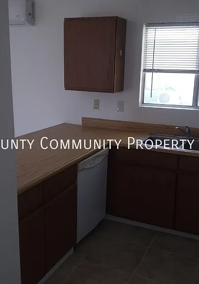 73856 Sunnyvale Dr #D — Photo 10