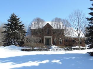 5576 Birch Grove Ln, Clarkston, MI 48348