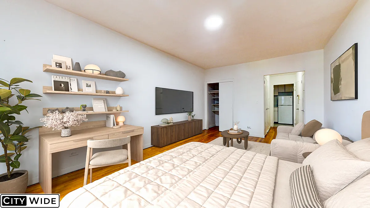 Building Photo - 347 E 51st St #3C