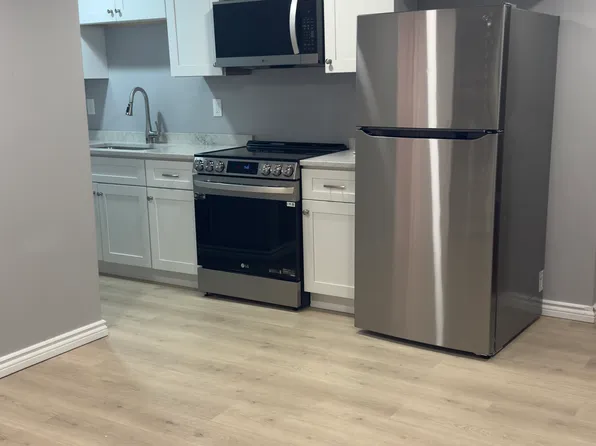 39 Pike St #3, West Warwick, RI 02893