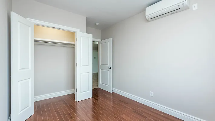Rented by Nooklyn NYC LLC | media 19