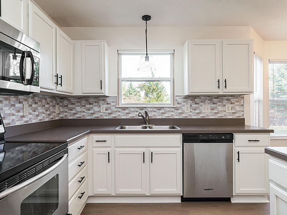5th image of 2378 Myrtle Valley Dr