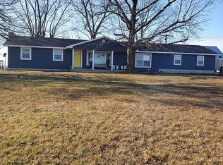 2375 N 600 St, Ramsey, IL 62080