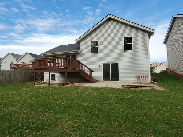 3991 Linden Rd, Rockford, IL 61109