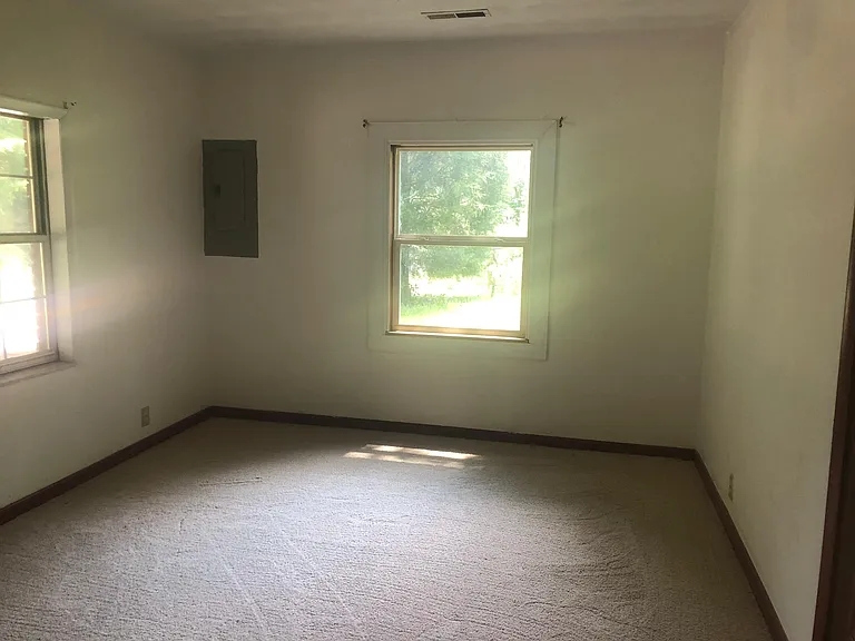 2514 Smith Creek Rd — Photo 13