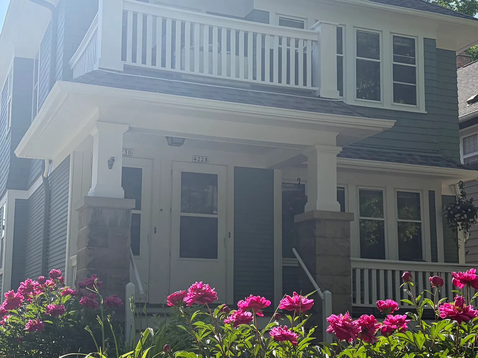 2 bed, 1800 sqft, $2,150 — Photo 1