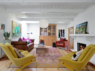 957 Los Lovatos Rd, Santa Fe, NM, 87501