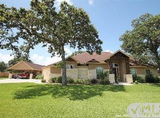 152 Vintage Ranch Cir, La Vernia, TX 78121