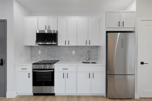 9 Lagrange Ave #4 Photo 1