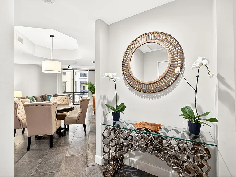 801 S Olive Ave #614 — Photo 1