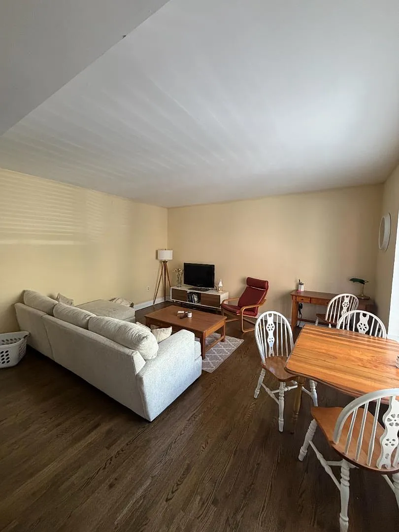 Awesome 1 bedroom in prime downtown Hoboken location minutes to Path! — Photo 3